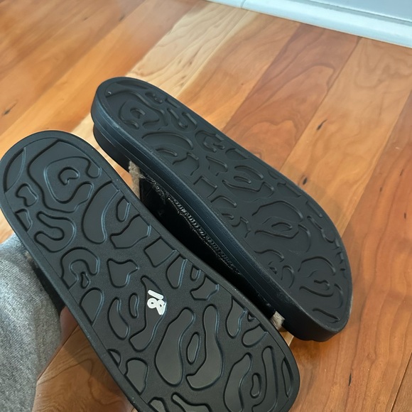 Black Fuzzy Slide Sandals - Picture 3 of 3